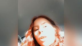 lips cover dans la voiture