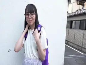 Glasses girl gets picked up and creampied by a stranger