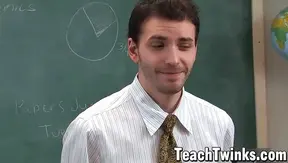 Wade Warren Rides Justin Giles Hard in Steamy Bareback Scene – 18+