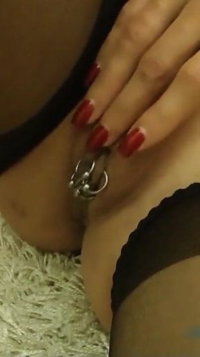 Orgasm with Stretched Labia