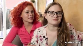 ”Ersties - Heißes Arschlecken auf der Twister-Matte”