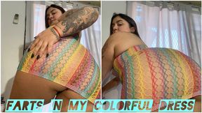 Shaky farts in my colorful dress