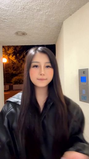 18y asian girl follow me