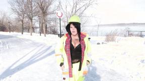 ”Eva, 26 years old, Quebecois tease!”