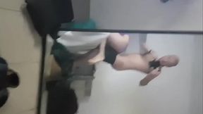 J'_encule cette grosse &agrave_ l&rsquo_h&ocirc_tel