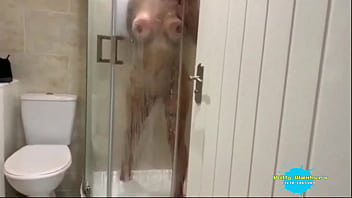 PERV WATCHES ME SHOWER