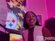 Walk up to this hot baddie in a Benz wtf all that ass vs str8rich