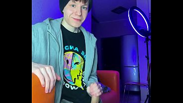 Jerking Off On My Roommate'_s Side Of The Bed While He'_s Out