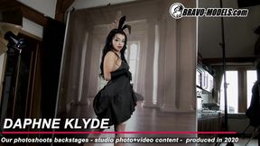 388-Backstage photoshoot Daphne Klyde - Adult