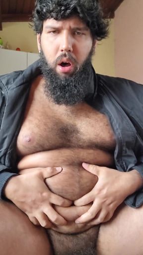 luksmen1gainer,  burps, jerkoff, cum shot, fat, beard, chubby   Clip 1