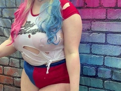 Amateur Horny Blonde Masturbates with Beer More webcamgirls