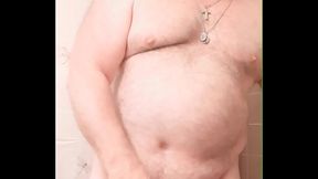 Daddyfuckpig Hand free cumshot