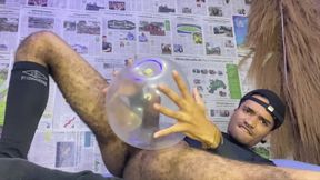 Enjoying Sex with an Inflated Condom