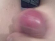 Gay se viene en el baño de tu mejor amigo