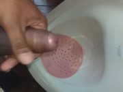 Quick fun at mall urinal