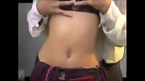 Sexy Karachi  Hot Girl and Boy in Rain Mujra -