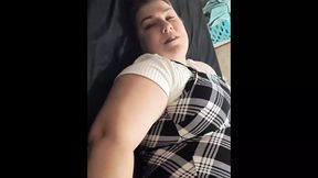 Seductive Babysitter: Kira Cumz, the Irresistible BBW MILF, Tempts Daddy into a Forbidden Creampie Affair