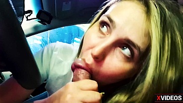 I drove to the automatic car wash with my stepmother and got a great blowjob.