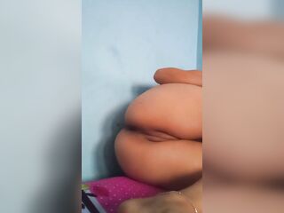 Nepali cutie need massive rod
