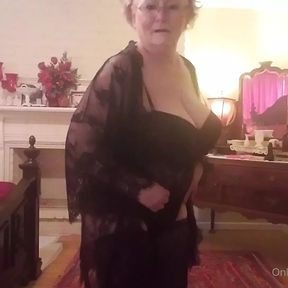 Granny Is Just A Dancing Fool, Can&#039;t Get Enough