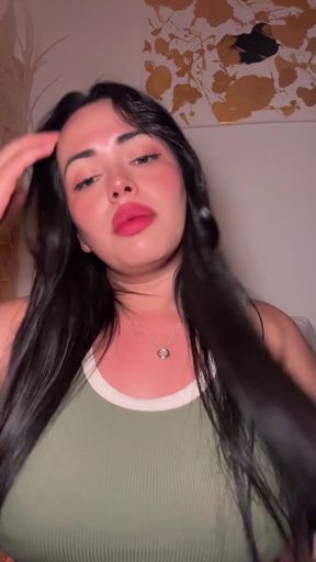 Follow me in this hot Andra Rose strip chat performance