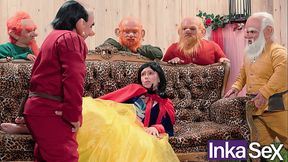 Snow White gets lost in the forest and is fucked by the 7 dwarfs