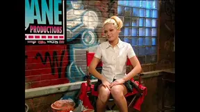 Kate Frost's divine ass worshipped by her lover