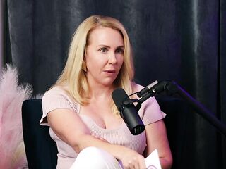 Kelly Holland Unfiltered: Career, Confidence & Conversations U Don’t Usually Hear