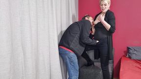 Finger Fucking Leads to Amazing Orgasm
