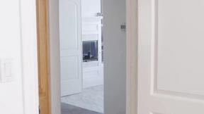 ”Long haired babe Lucas frost delivers his throbbing package to my wet twat”