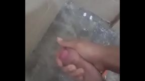 Mi vecino me manda video de su verga