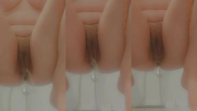 je fais pipi dans ma douche...ou dans ta bouche ;)