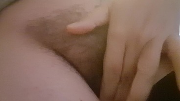 Hairy pussy pee in tub 4K