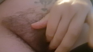 Hairy pussy pee in tub 4K