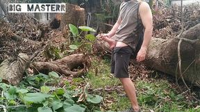 big_masterr showing off and pissing in public