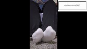 Tootsiequeen23 Itchy feet out white socks