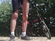 Pit stop for pee 😣