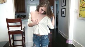 Femme fatale Sara Luvv - fetish clip - ATK Petites