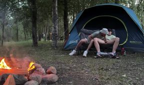 Sucking his mushroom head while camping almost got caught hot public blowjob