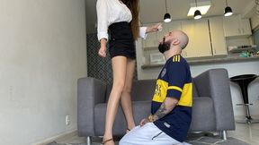 Licking the alpha male's cum on Paulinha's feet (MP4-HD 1080p)